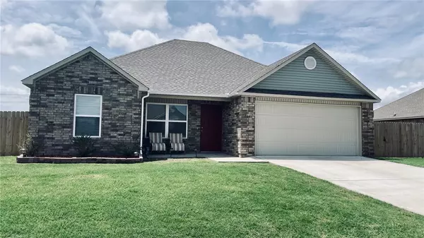 1341 Brigade Blvd, Prairie Grove, AR 72753