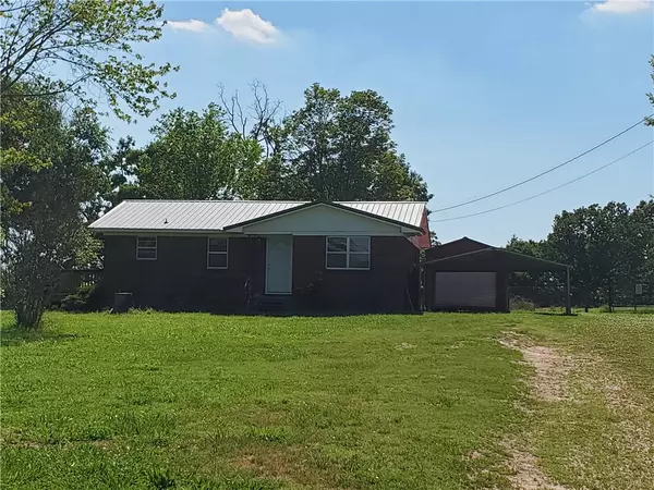 13691 Viney Grove Rd, Prairie Grove, AR 72753