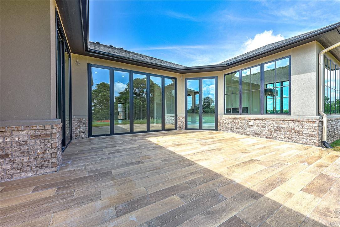 Bentonville, AR 72712,108 Averie Ln