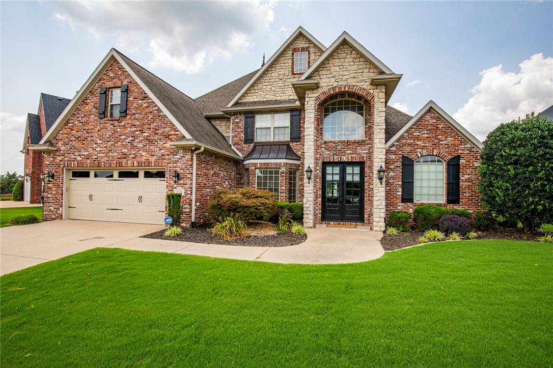 6404 Valley View Rd, Rogers, AR 72758