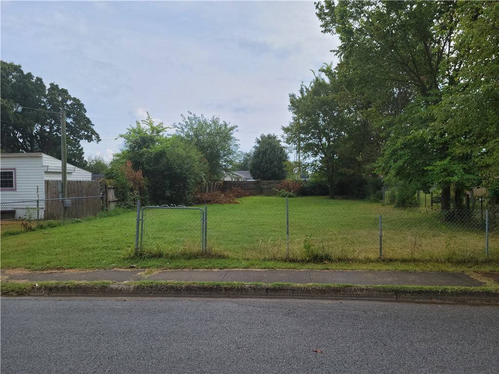 Springdale, AR 72764,719 Success Ave