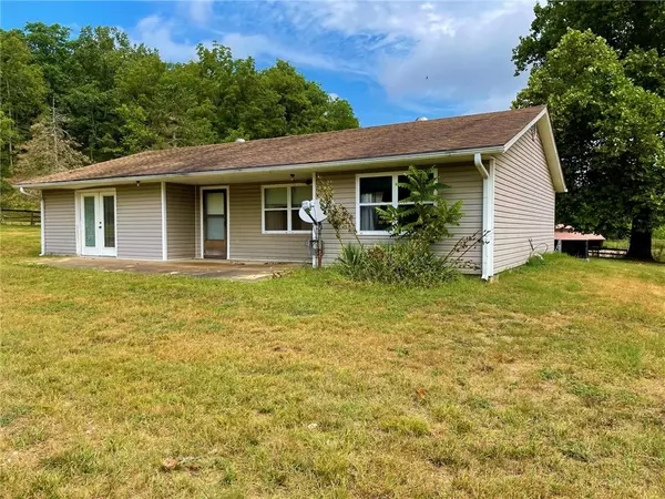 1028 Utica Ln, Southwest City, MO 64863