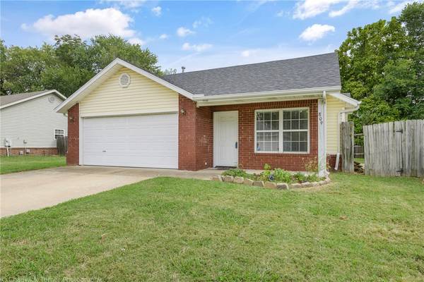 Bentonville, AR 72712,809 SE E Ct