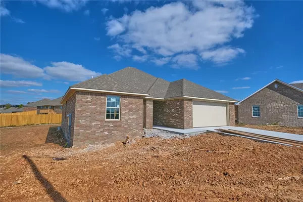 Gentry, AR 72734,1000 Clearspring Ct