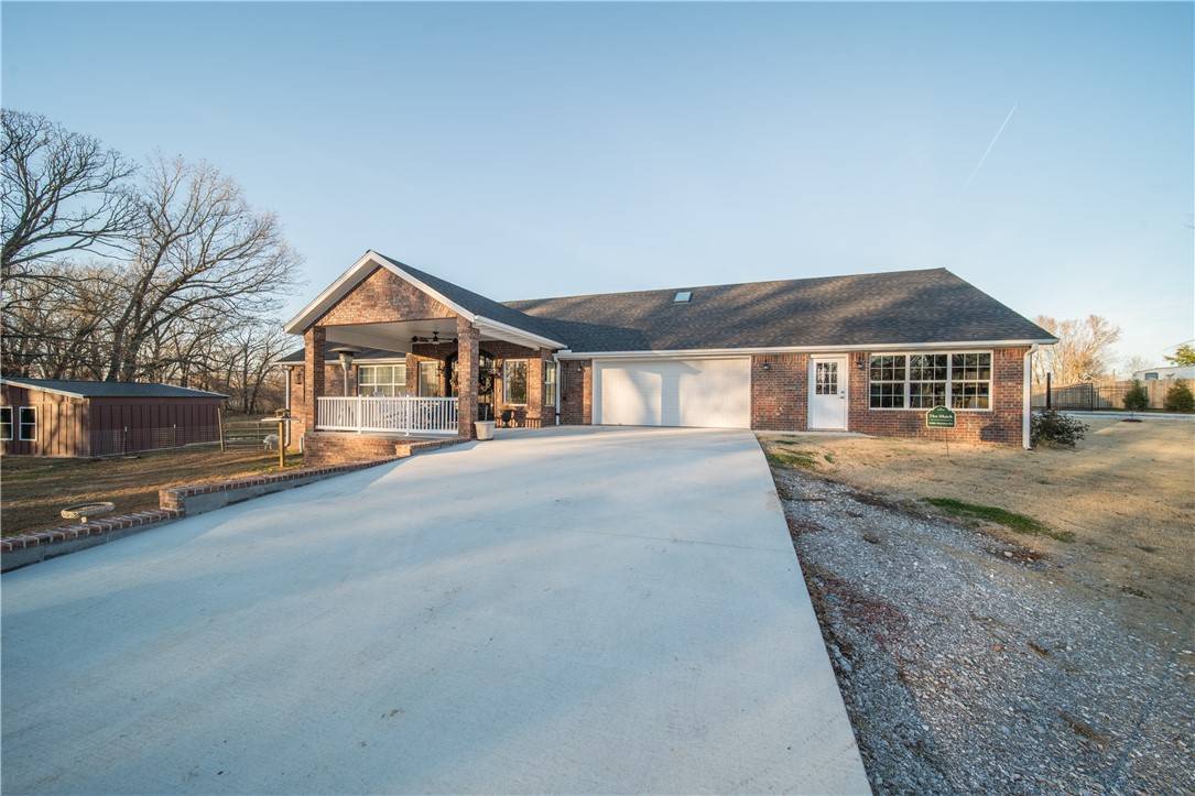 14083 Mariano Rd, Bentonville, AR 72712