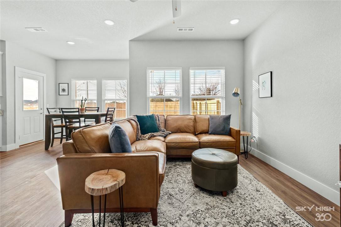 Bentonville, AR 72712,3003 Garrison Ln