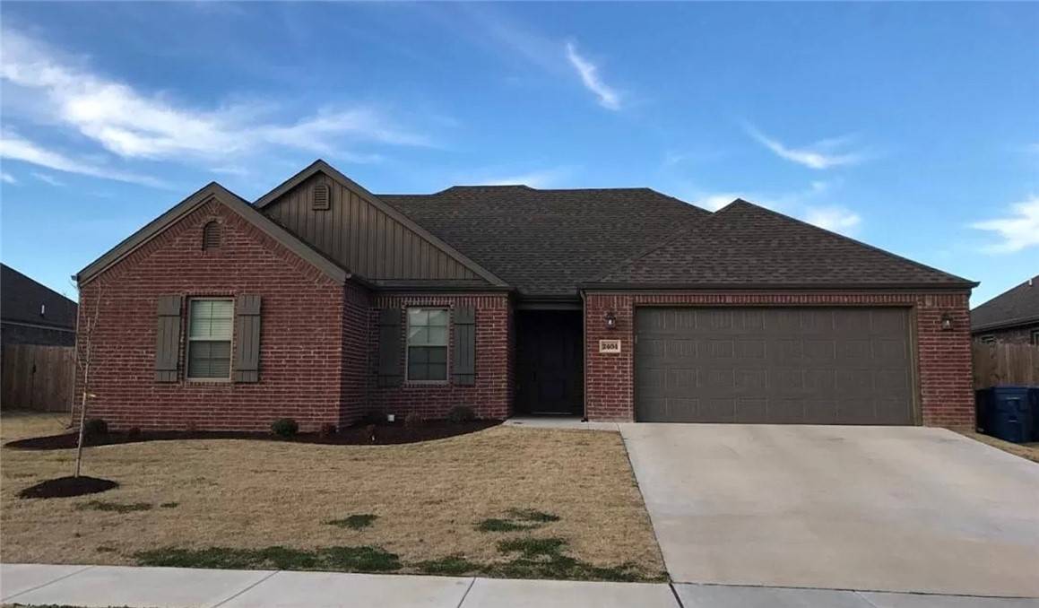 2404 Tupelo Ave, Bentonville, AR 72713