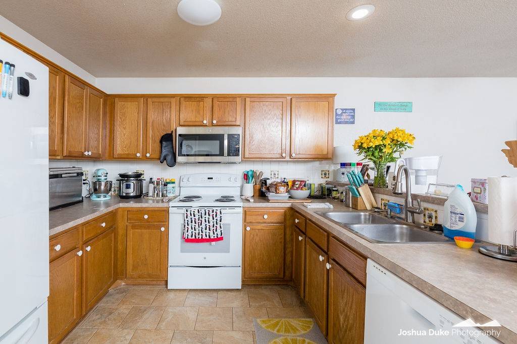 Bentonville, AR 72712,18 Holly Dr #A and B