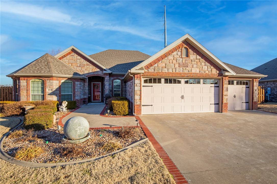 3500 SW Windy Way Ave, Bentonville, AR 72713
