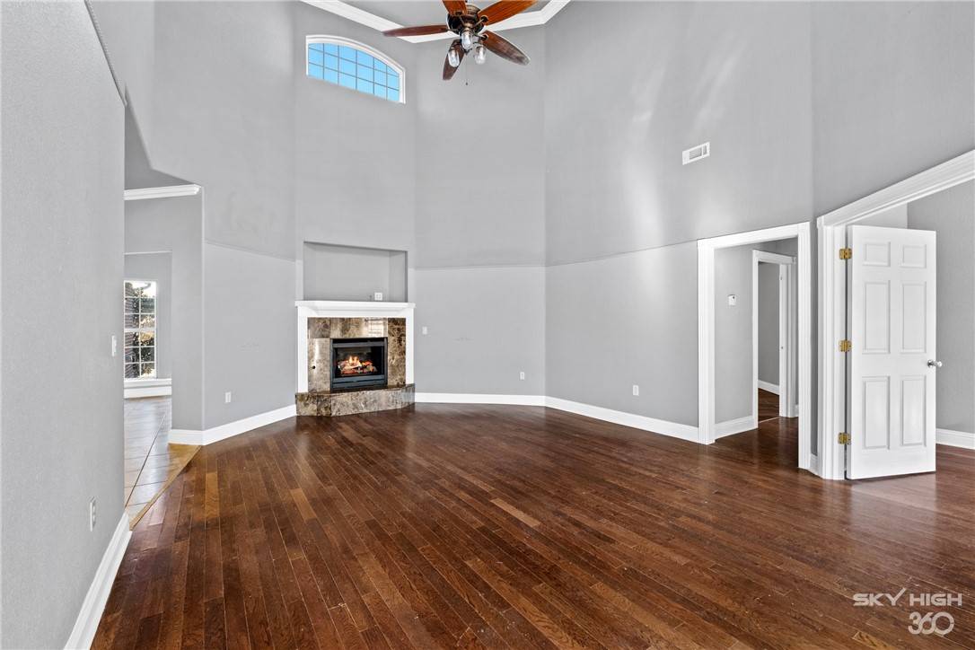 Gentry, AR 72734,9723 Pleasant Valley Rd