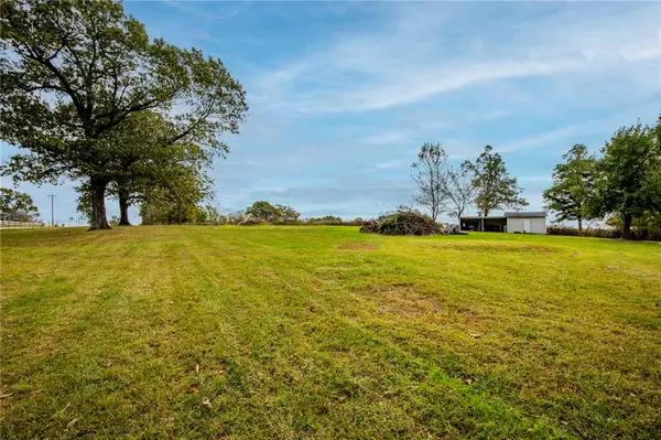 Bentonville, AR 72713,12553 Colonel Meyers Rd