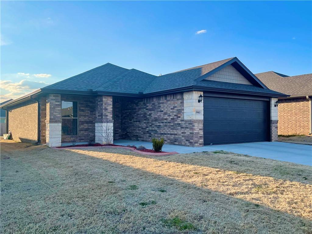 5903 NW Meade St, Bentonville, AR 72713