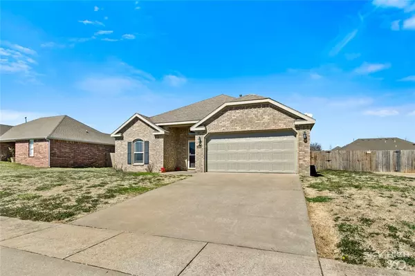 Pea Ridge, AR 72751,1306 Hickery St