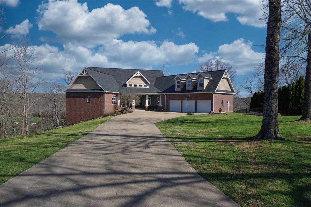 10202 Windy Trl, Bentonville, AR 72712