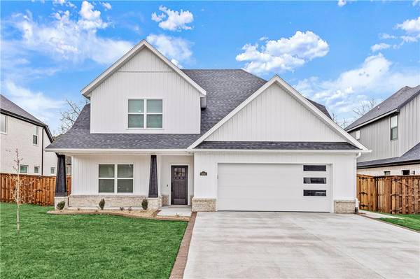 404 SW Gunison Cv, Bentonville, AR 72712