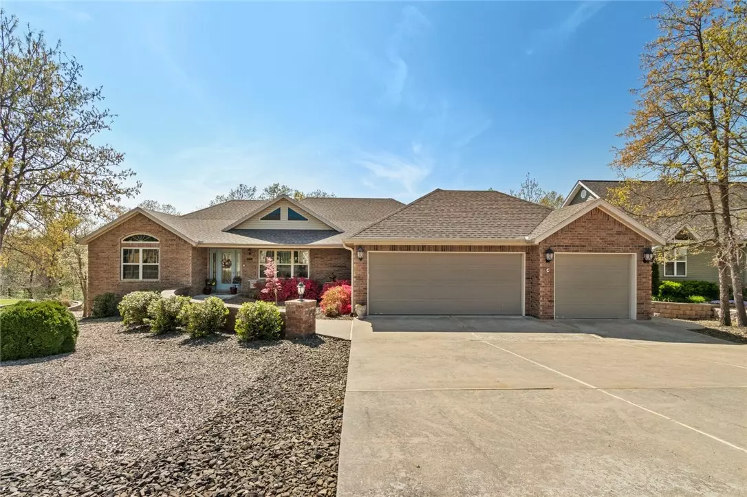 Bella Vista, AR 72715,9 McVittie Dr