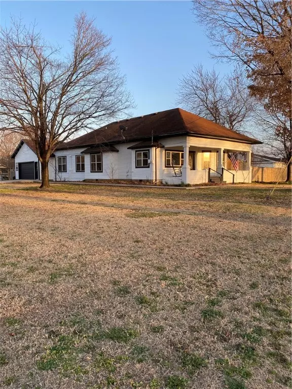 Prairie Grove, AR 72753,617 Mock St