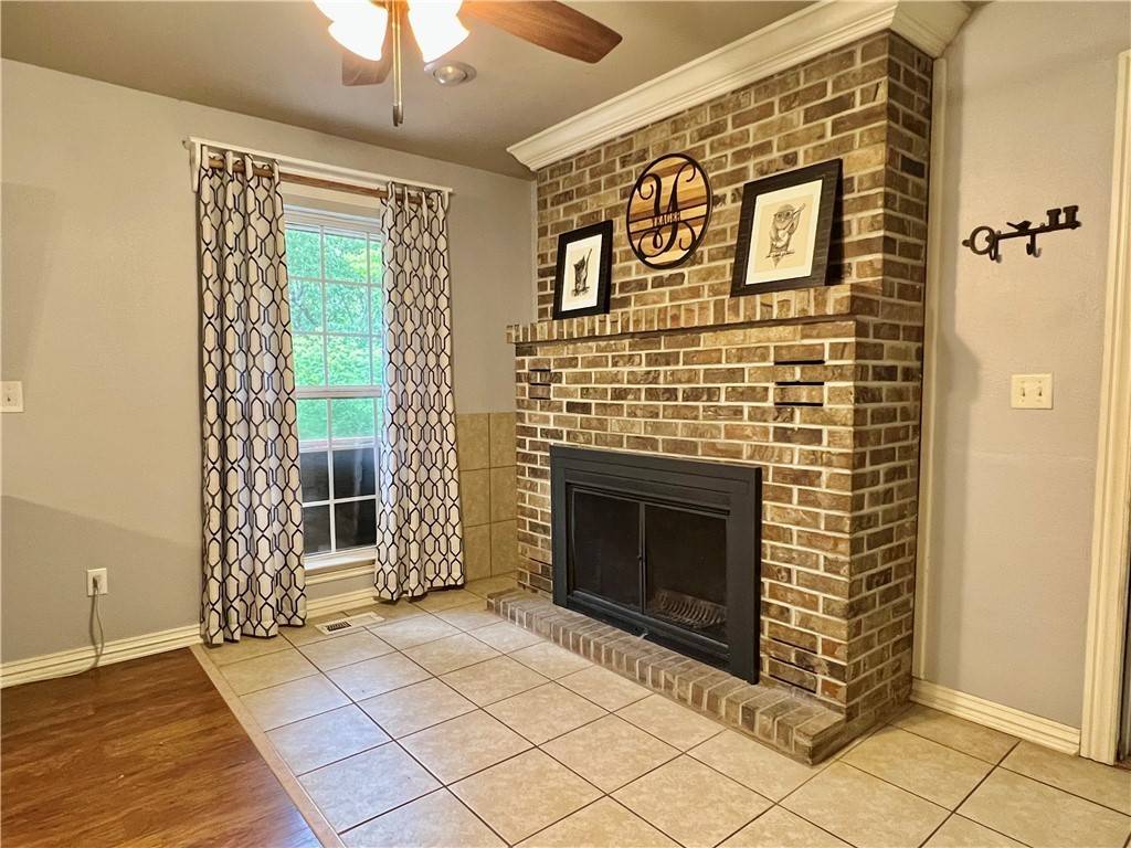 Bella Vista, AR 72714,6 Tenbury Ln