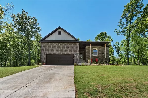 Bella Vista, AR 72715,10 Kirkwall Dr