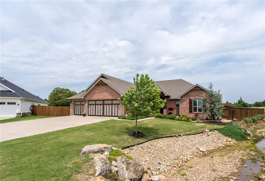 Siloam Springs, AR 72761,2509 Elisabeth Ct