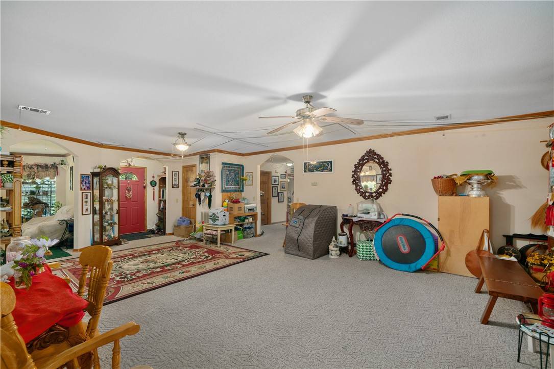 Mulberry, AR 72947,8226 White Oak Rd