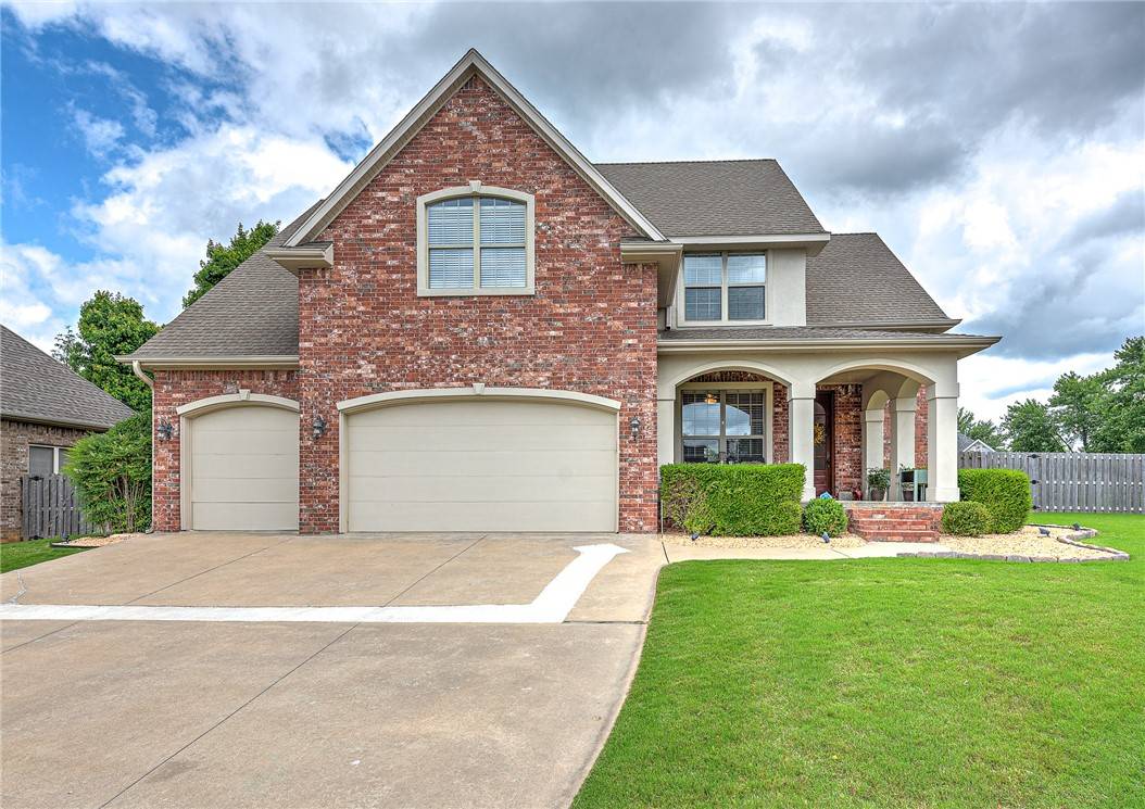 6703 W Lake Inverness Ct, Rogers, AR 72758
