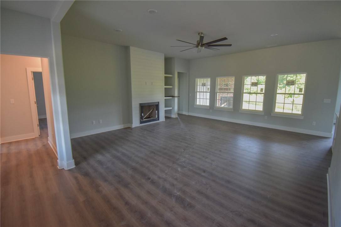 Fayetteville, AR 72704,5273 W Jess Anderson Rd