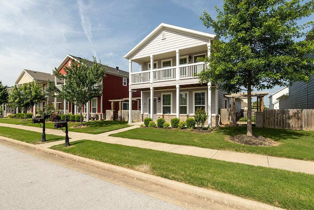 Fayetteville, AR 72704,571 N Keats Dr