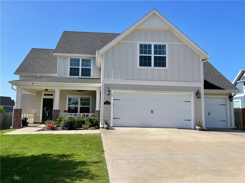 1005 Charing Cross, Cave Springs, AR 72718