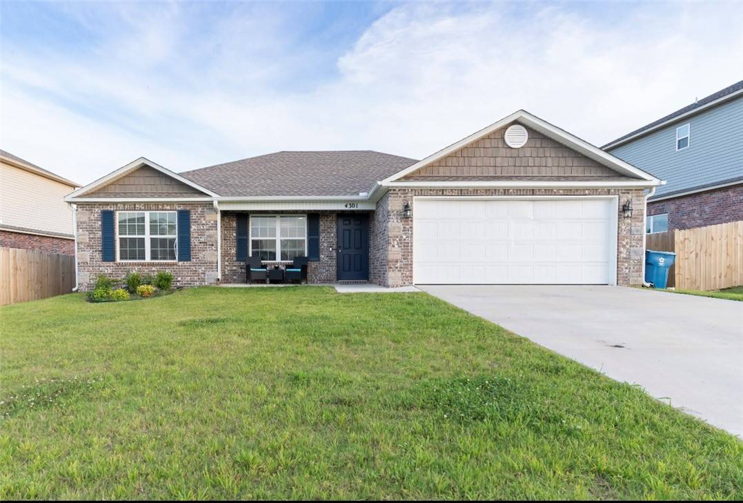 4301 SW Lenox Ave, Bentonville, AR 72713