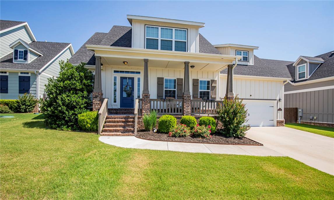 1002 Charing Cross, Cave Springs, AR 72718