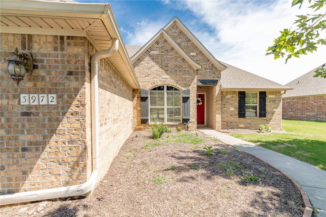 Fayetteville, AR 72704,3972 W Mountain View Dr