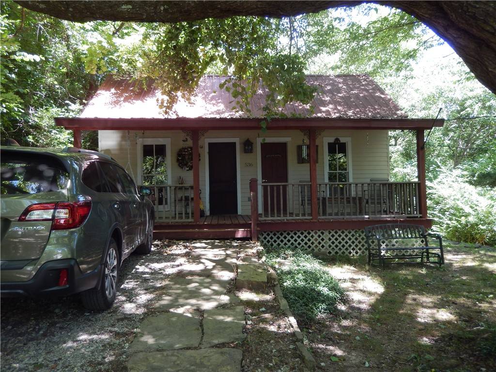 536 Park Rd, St Paul, AR 72760