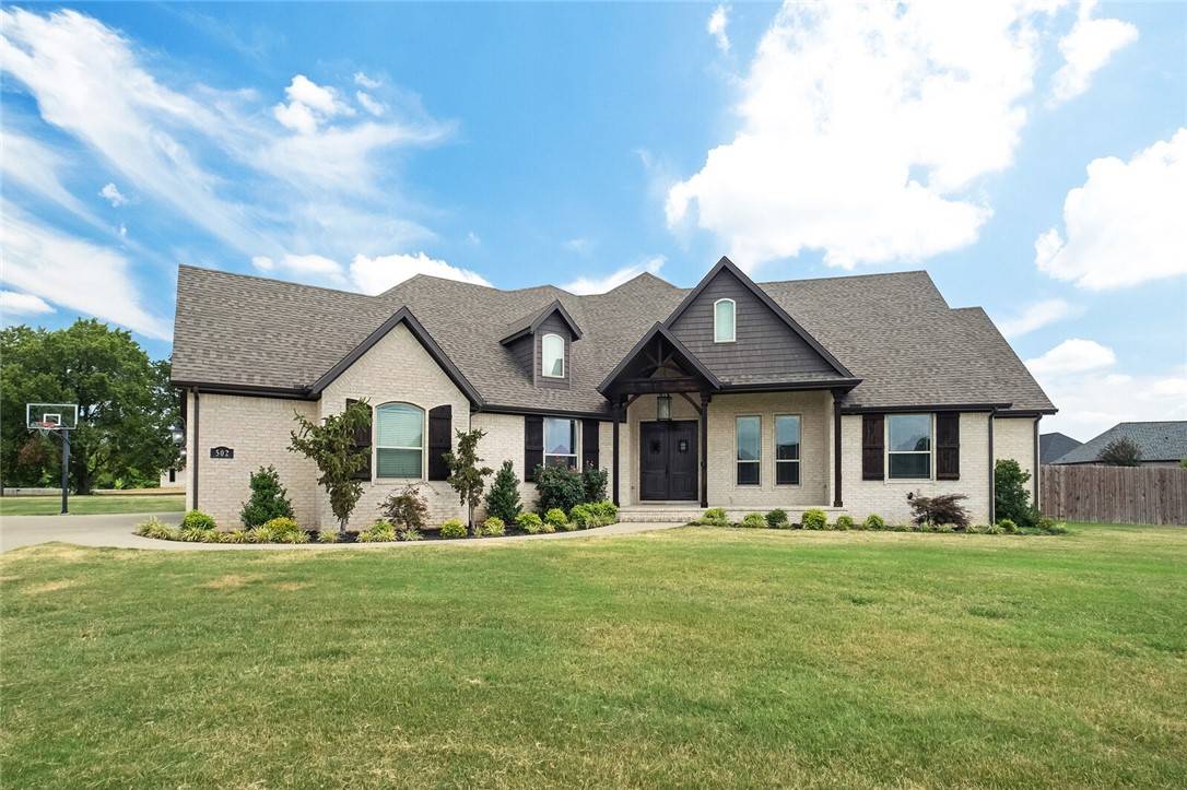 502 Waterfalls Ct, Farmington, AR 72730
