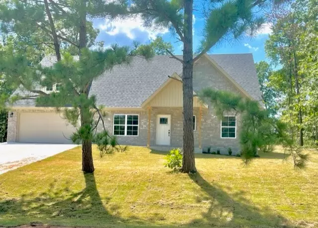 Bella Vista, AR 72715,18 Shetland Dr