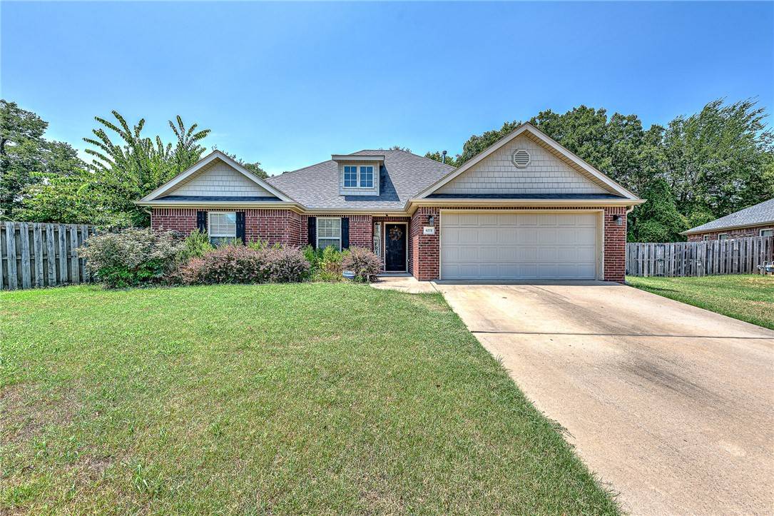 4275 W Gascony Pl, Fayetteville, AR 72704