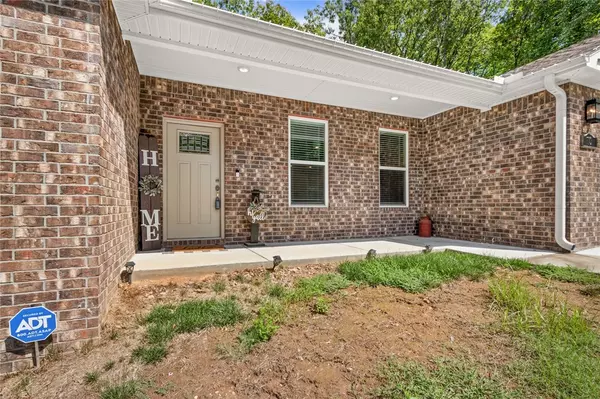 Bella Vista, AR 72715,10 Glenwood Ln