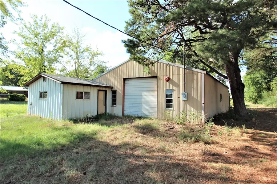 200 Jasmine Ln, Alma, AR 72921