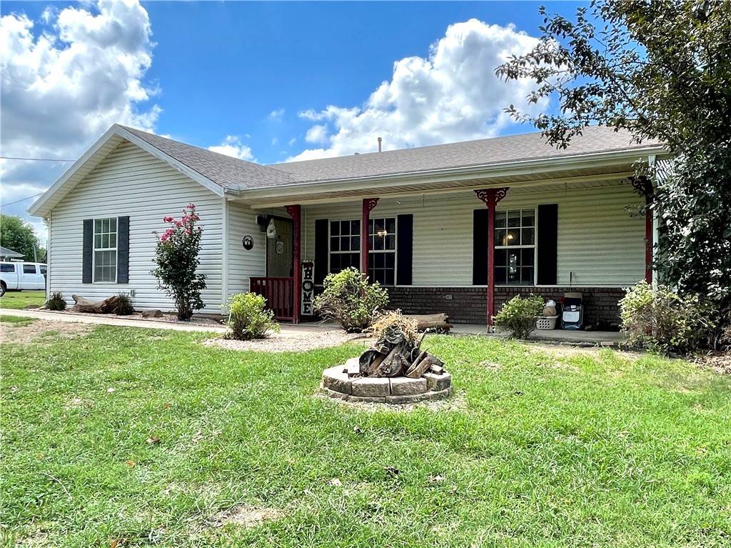 17909 Harmon Rd, Fayetteville, AR 72704