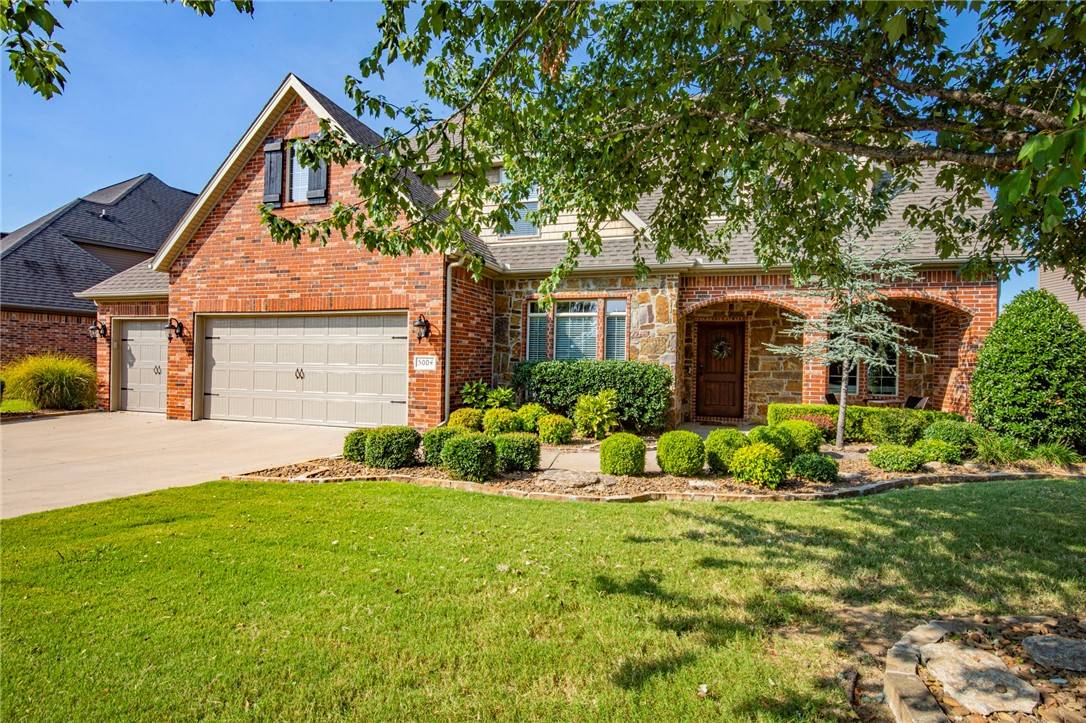 5004 SW Ridge Mont Rd, Bentonville, AR 72713