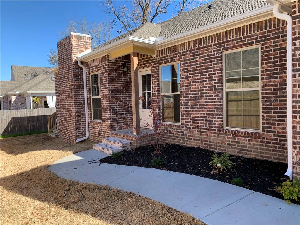 Fayetteville, AR 72704,151 N Hawkstone Dr