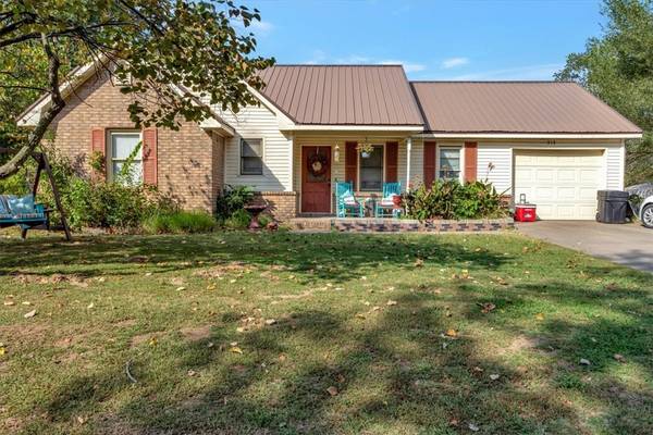 315 E Adams St, Lincoln, AR 72744