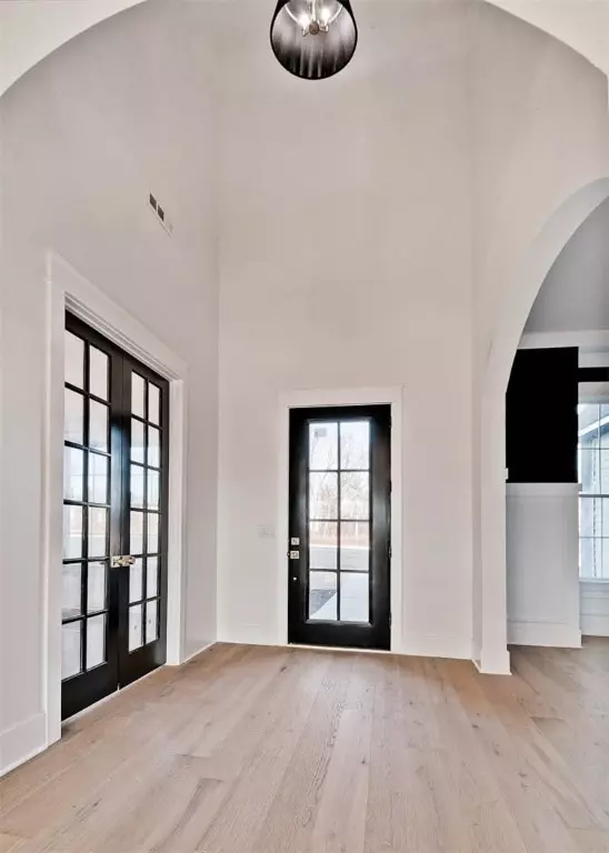 Bentonville, AR 72712,305 NE Healing Springs St