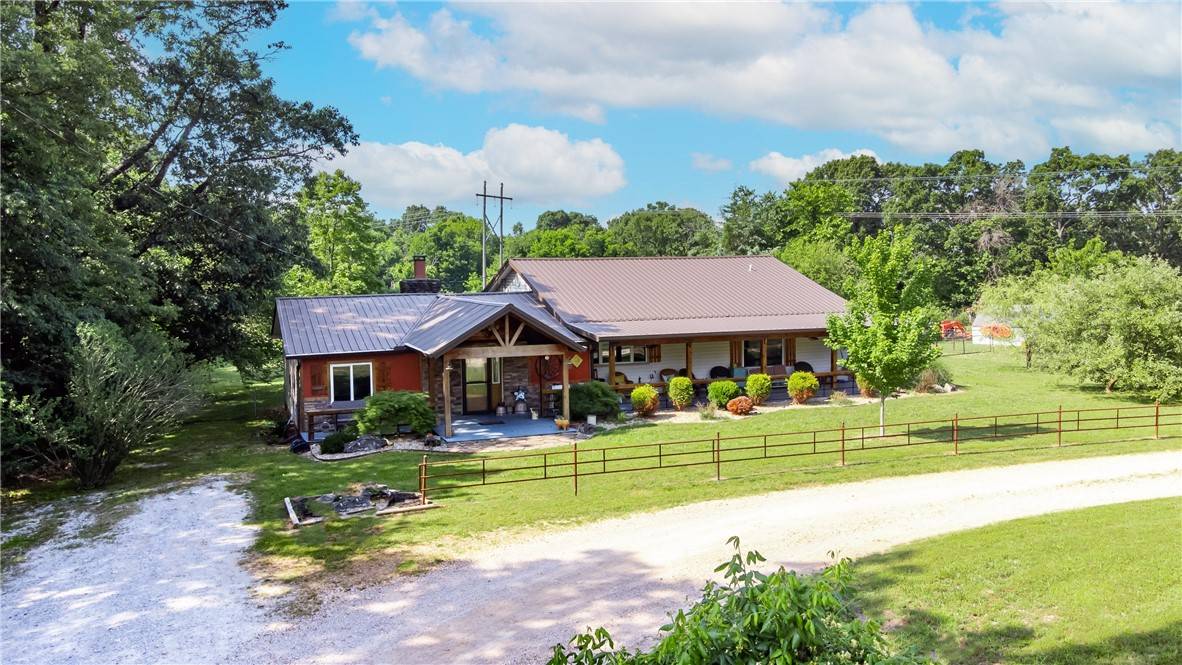 22163 Highway 72,  Gravette,  AR 72736
