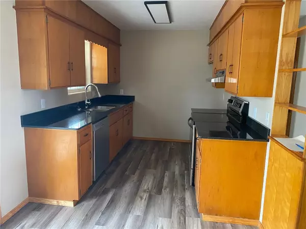 Huntsville, AR 72740,215 Northview Ave