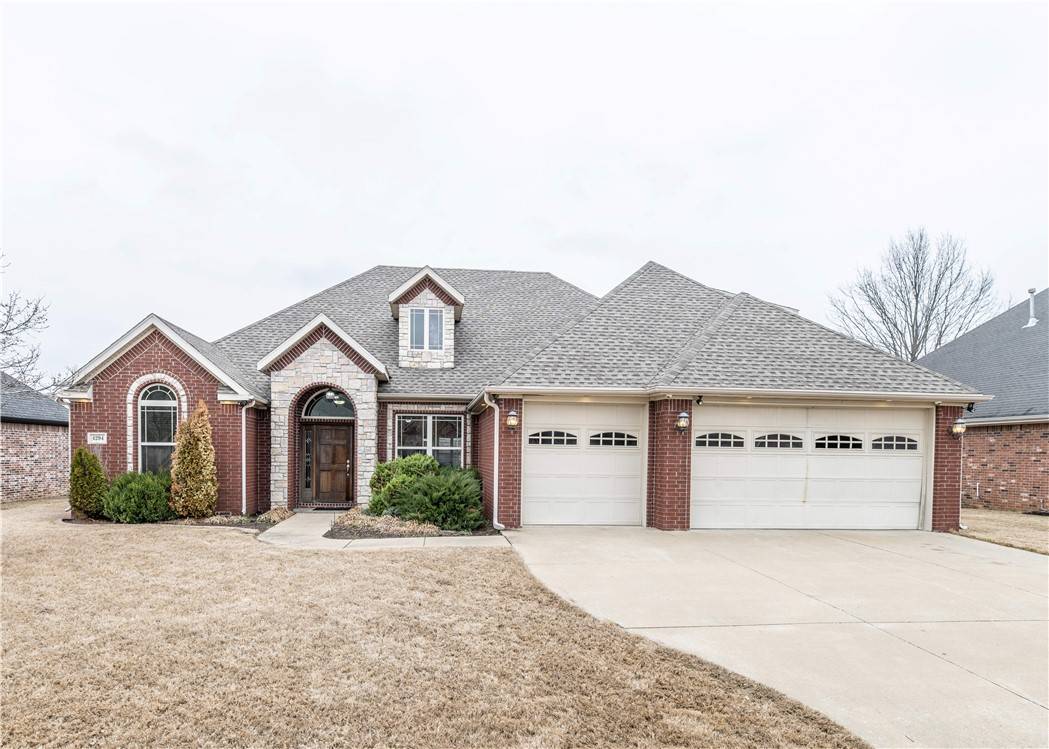 4294 E Troon Dr, Fayetteville, AR 72701