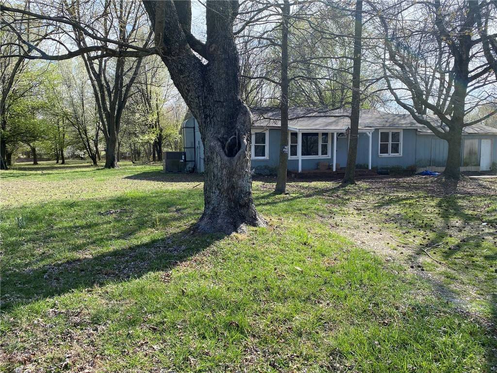 5353 Cedar Dr, Colcord, OK 74338