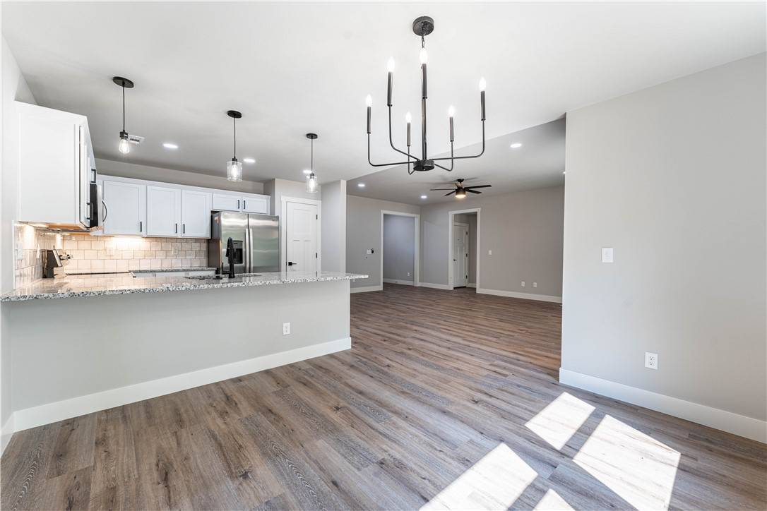 Bella Vista, AR 72715,7 Melling Ln