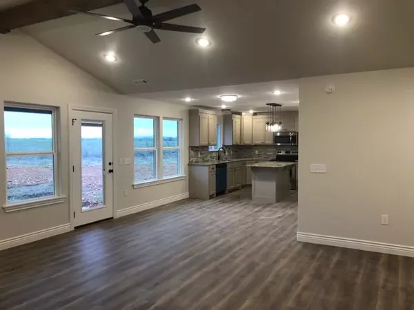 Hindsville, AR 72738,595 Madison 7351