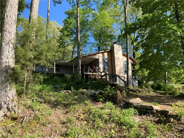 Huntsville, AR 72740,575 Madison 6415